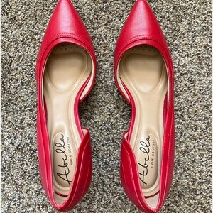 Abella true comfort, Red vin/saga, satine finish, size 7.5M, 3 inch heels. 👠